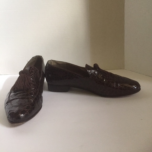 Shoes - Picture 2 of 2